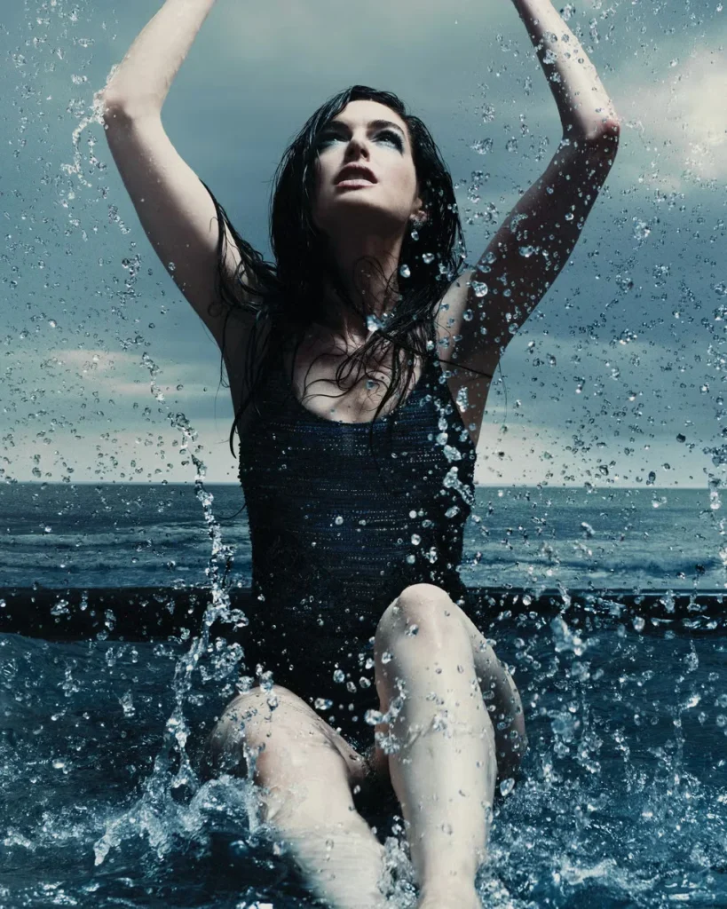 Anne Hathaway’s The Elle Interview