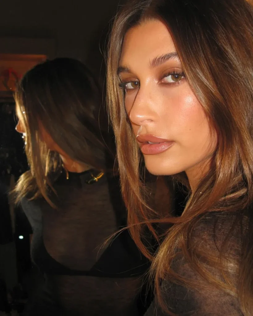 Hailey Bieber Skincare Routine 2026 — The Complete Rhode Skin Guide for Glazed Donut Skin Hailey Bieber’s Best “Glazed Donut” Skin 1 (1)