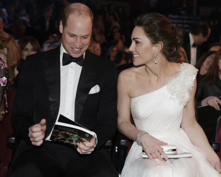 How to Dress Like a Royal — The Complete Celebrity Royal Style Guide 2026 Bahrain Pearl Drop Earrings