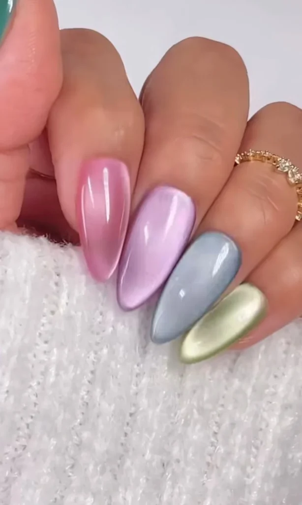 Celebrity Summer Nail Trends 2026 — Glazed Jelly, Seaglass and Every Look to Try Trend 2 — Seaglass Nails — Summer Nail of 2026