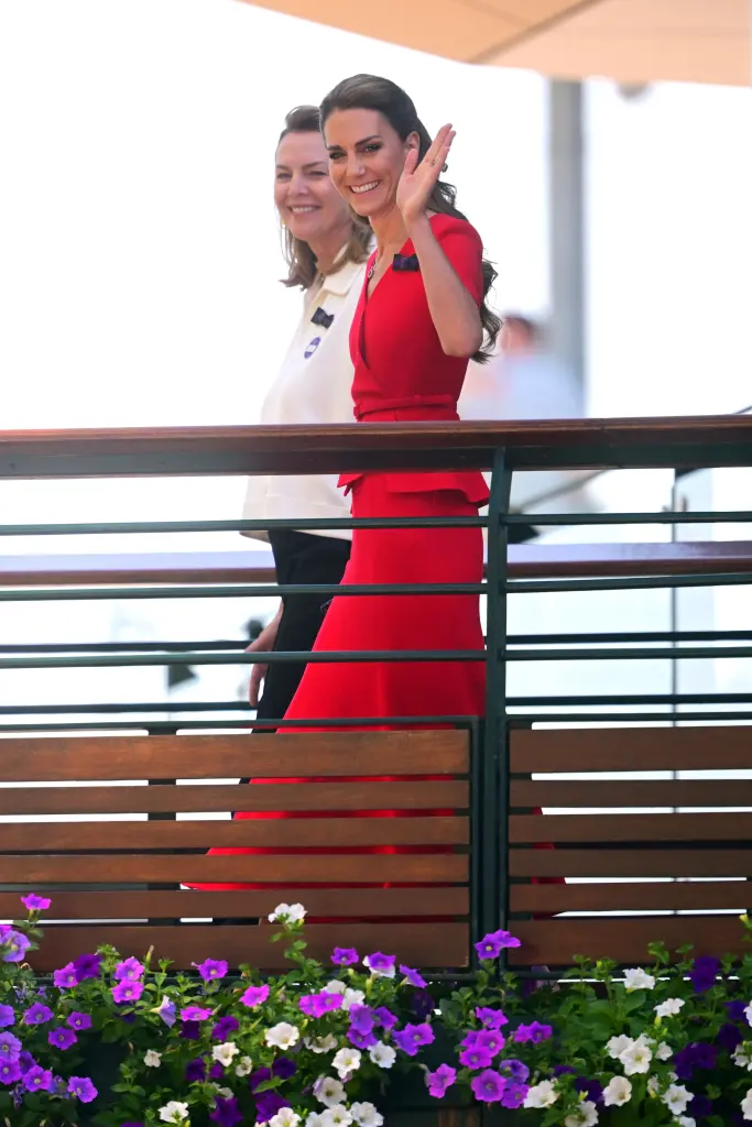 How to Dress for Wimbledon 2026 Like a Celebrity — The Complete Style Guide Kate Middleton Roland Mouret Wimbledon