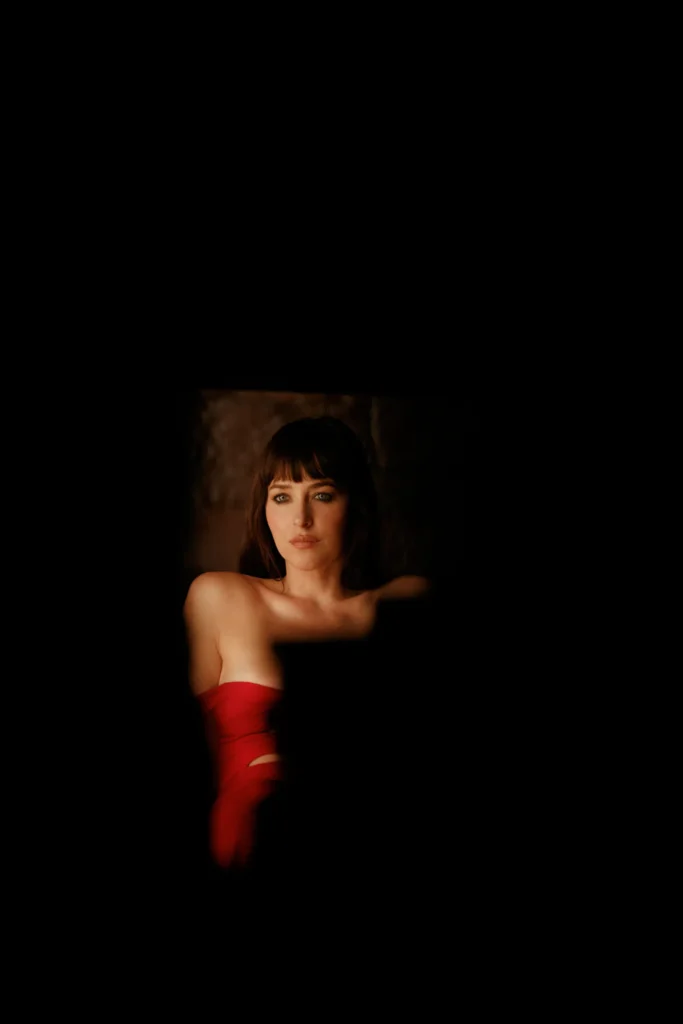 Valentino Vendetta Fragrance 2026 — Dakota Johnson, Alexander Skarsgård and the Complete Scent Guide Dakota Johnson Valentino 2026