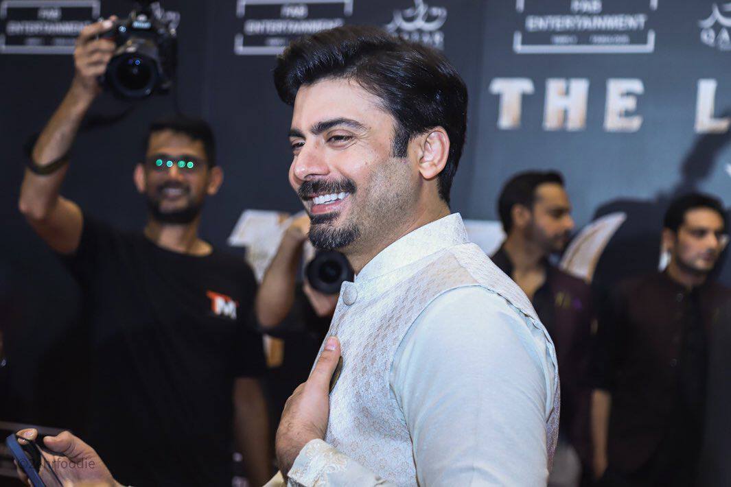 Fawad Khan Biography(Age, Wife, Networth, Height, Career)