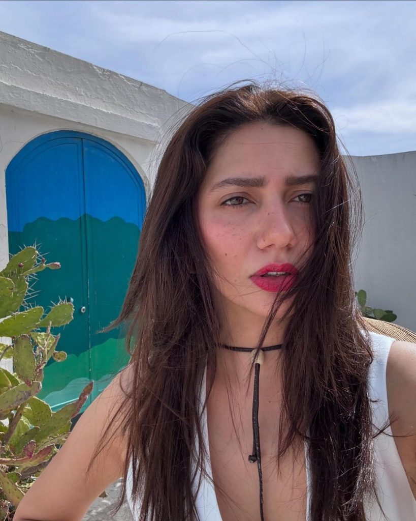 Mahira Khan Bold Italian Vacation Photos