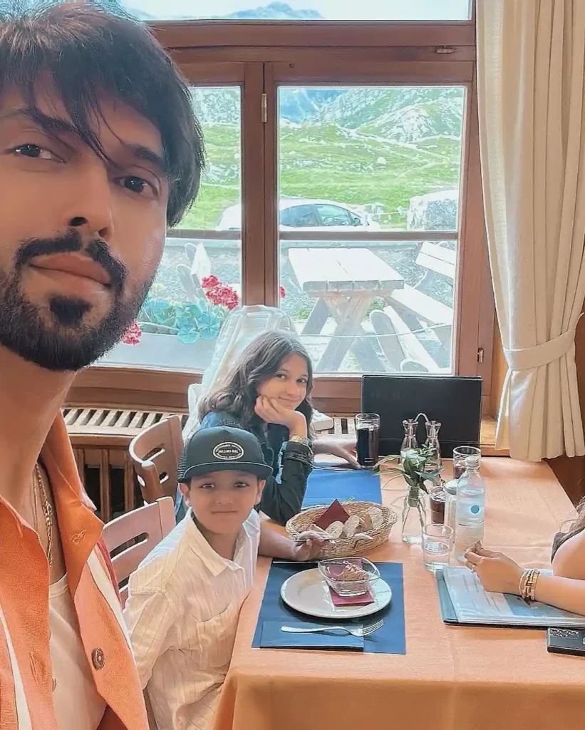 Fahad Mustafa Family