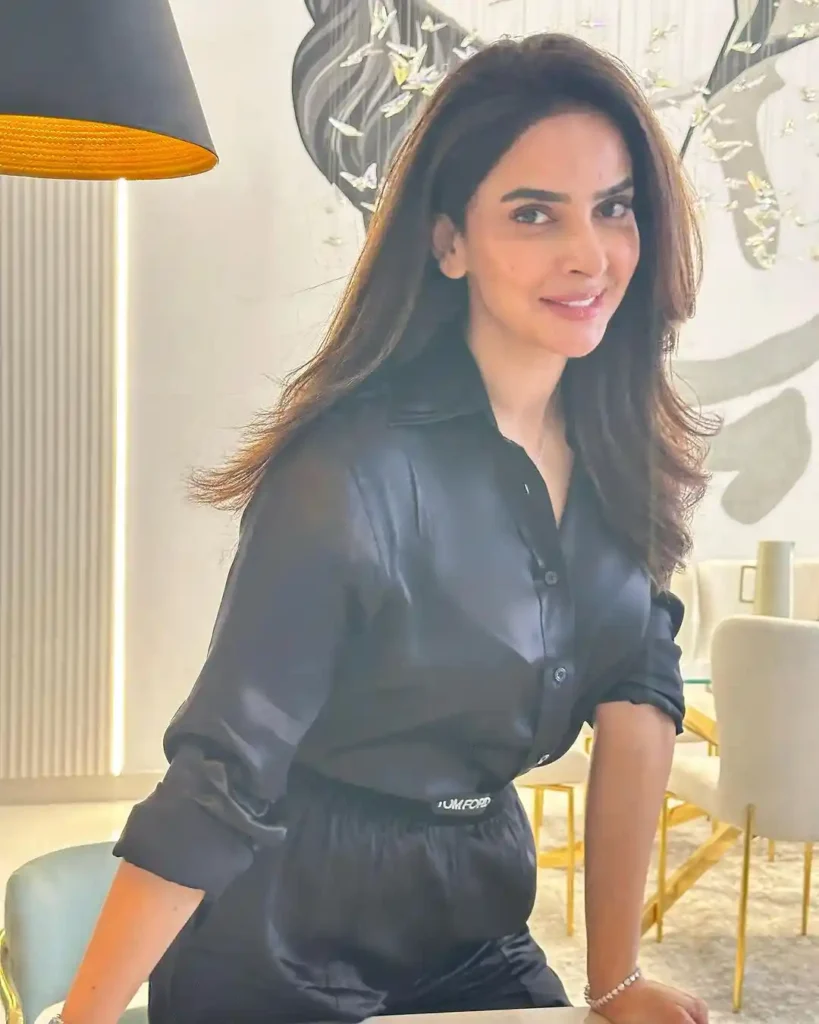 Saba Qamar Age