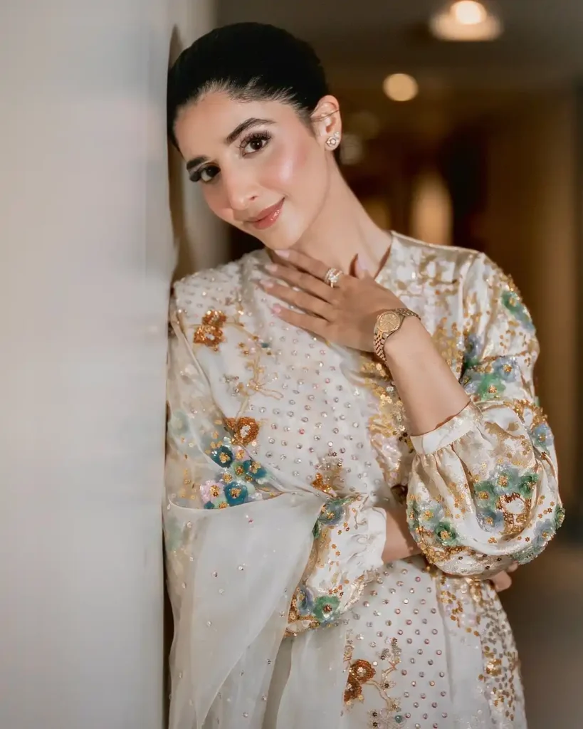 Mawra hocane biography