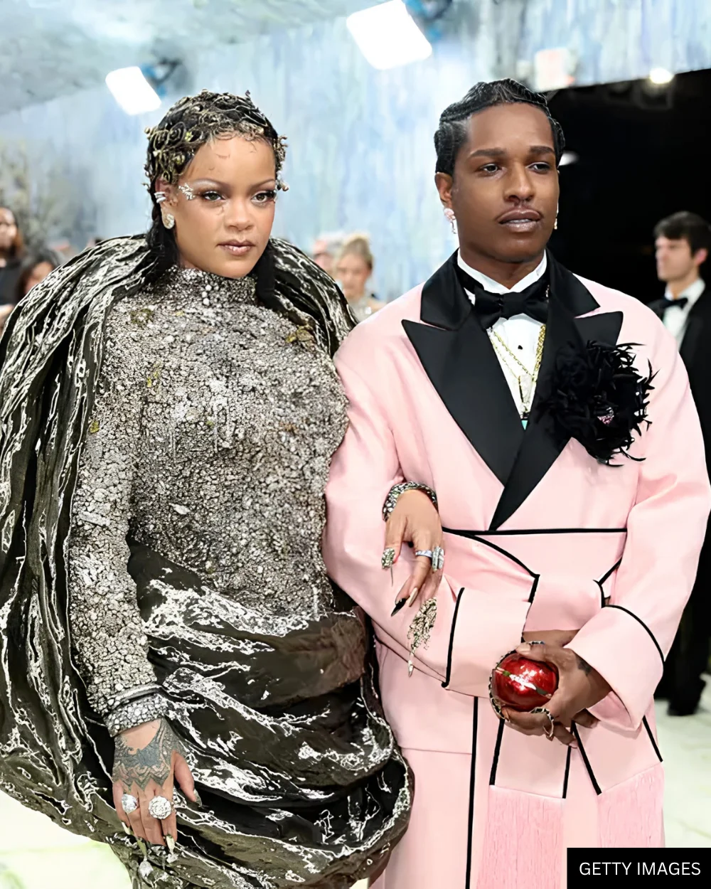Met Gala 2026 Most Iconic Moments — Beyoncé’s Return, Rihanna’s Entrance and Everything That Happened Rihanna Met Gala 2026 — The Grand Entrance Nobody Was Ready For (1)